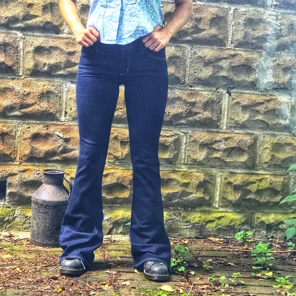 vintage y2k abercrombie dark wash bell bottoms - Picture 2 of 13